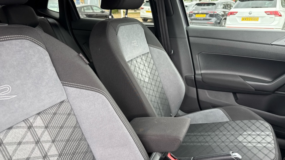 Volkswagen Polo 1.0 TSI 110 R-Line 5dr DSG Petrol Hatchback - Image 37