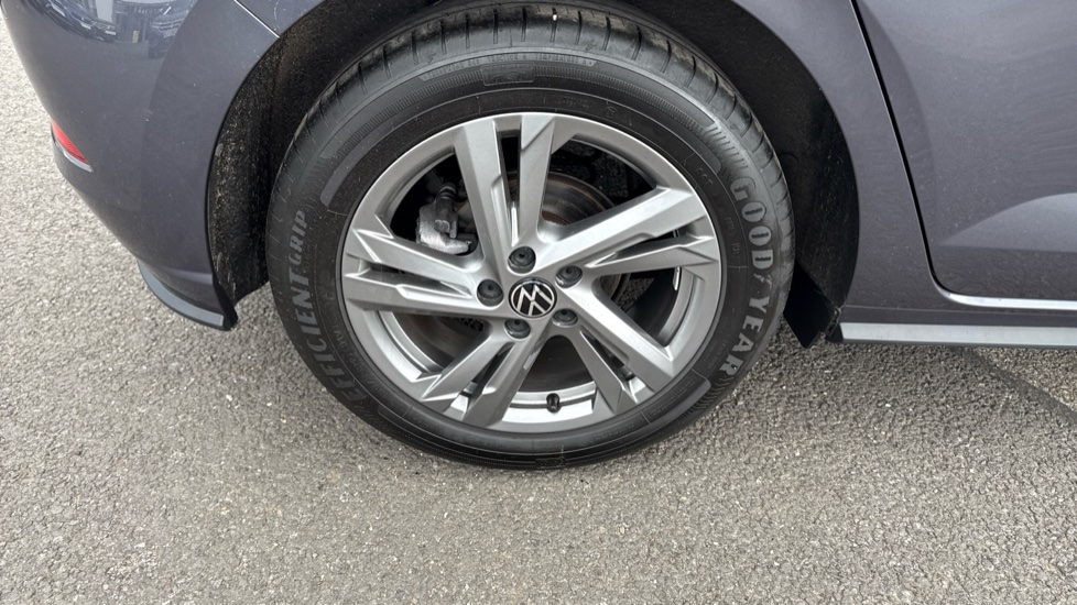 Volkswagen Polo 1.0 TSI 110 R-Line 5dr DSG Petrol Hatchback - Image 39