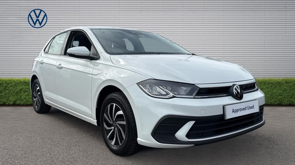 Volkswagen Polo 1.0 Life 5dr Petrol Hatchback - Image 1