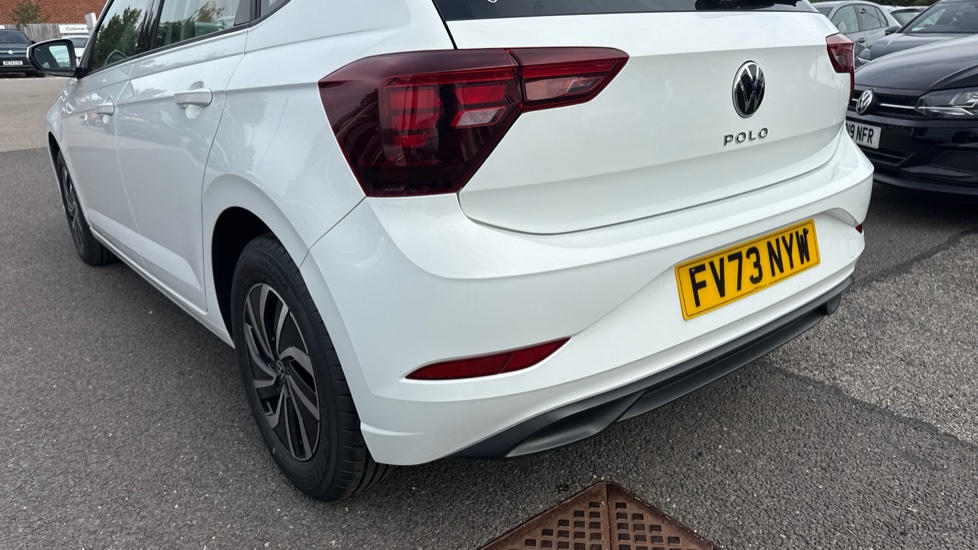 Volkswagen Polo 1.0 Life 5dr Petrol Hatchback - Image 30