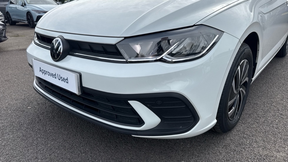Volkswagen Polo 1.0 Life 5dr Petrol Hatchback - Image 36