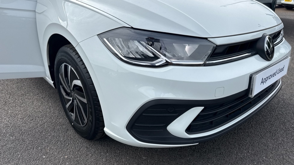 Volkswagen Polo 1.0 Life 5dr Petrol Hatchback - Image 38