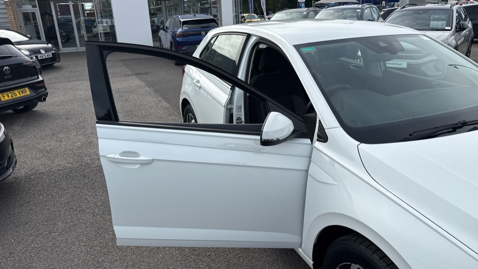 Volkswagen Polo 1.0 Life 5dr Petrol Hatchback - Image 39