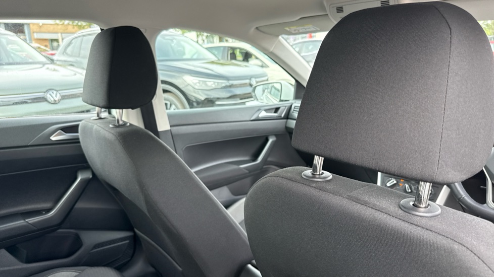 Volkswagen Polo 1.0 Life 5dr Petrol Hatchback - Image 42