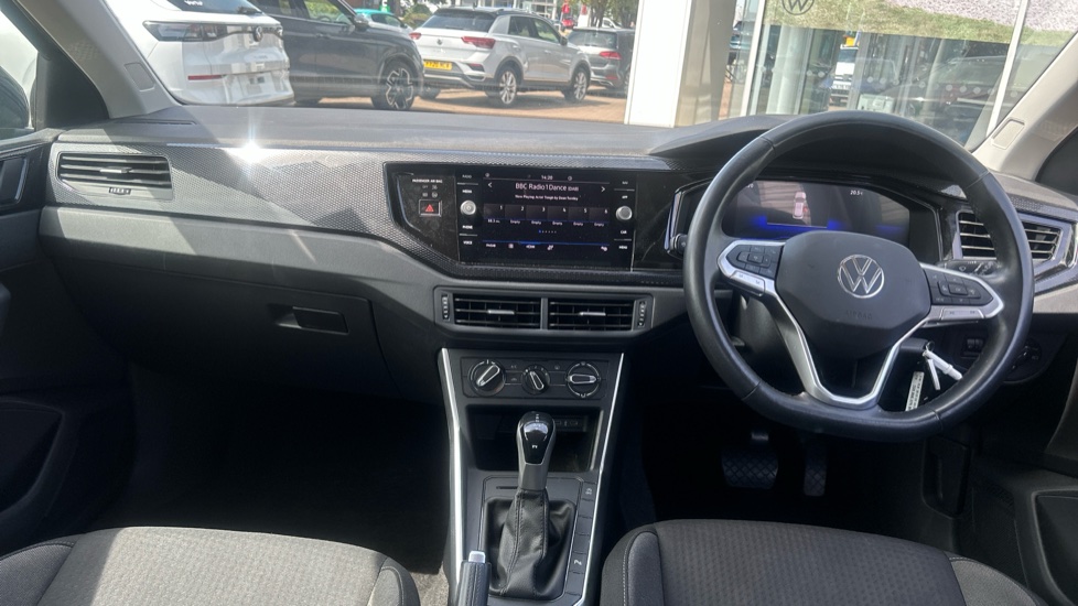 Volkswagen Polo 1.0 TSI Life 5dr DSG Petrol Hatchback - Image 9