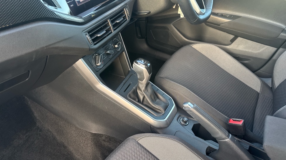 Volkswagen Polo 1.0 TSI Life 5dr DSG Petrol Hatchback - Image 14