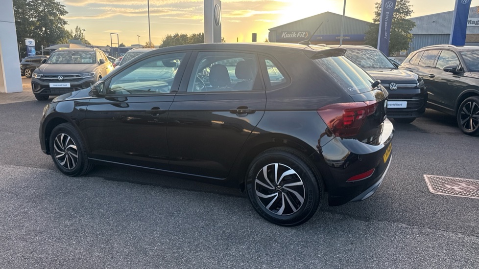 Volkswagen Polo 1.0 TSI Life 5dr DSG Petrol Hatchback - Image 26