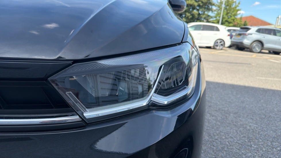 Volkswagen Polo 1.0 TSI R-Line 5dr Petrol Hatchback - Image 33
