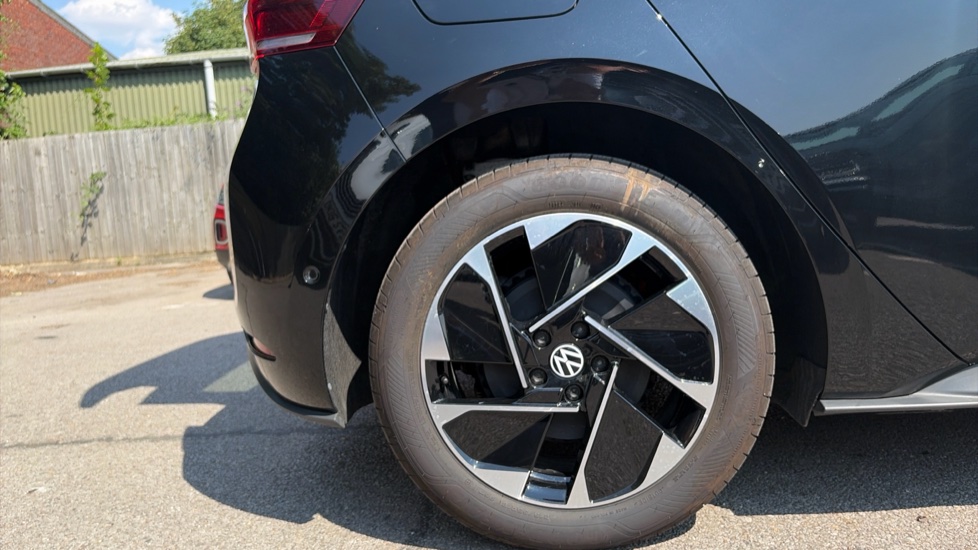 Volkswagen ID.3 150kW Match Pro 59kWh 5dr Auto Electric Hatchback - Image 5