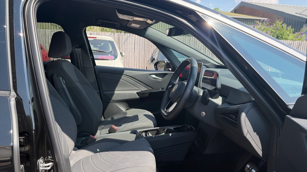 Volkswagen ID.3 150kW Match Pro 59kWh 5dr Auto Electric Hatchback - Image 15