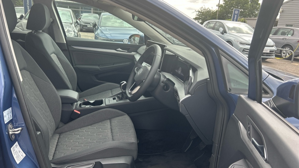 Volkswagen Golf 2.0 TDI Match 5dr Diesel Hatchback - Image 15