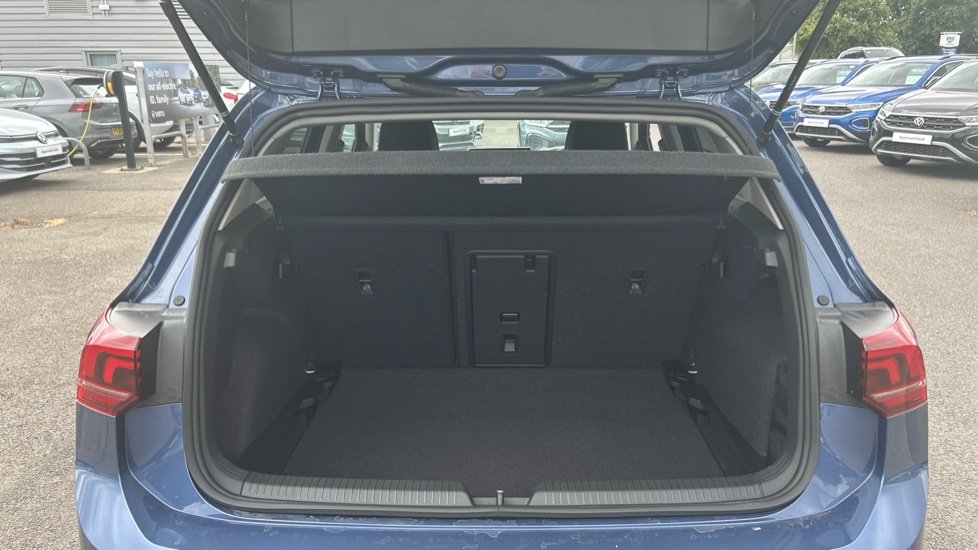 Volkswagen Golf 2.0 TDI Match 5dr Diesel Hatchback - Image 20