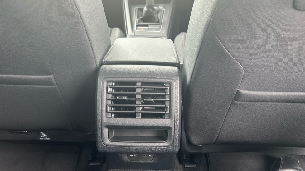 Volkswagen Golf 2.0 TDI Match 5dr Diesel Hatchback - Image 30