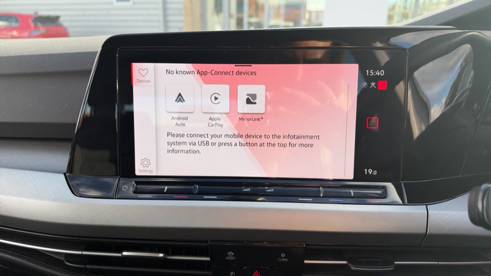Volkswagen Golf 2.0 TDI Life 5dr DSG Diesel Hatchback - Image 28