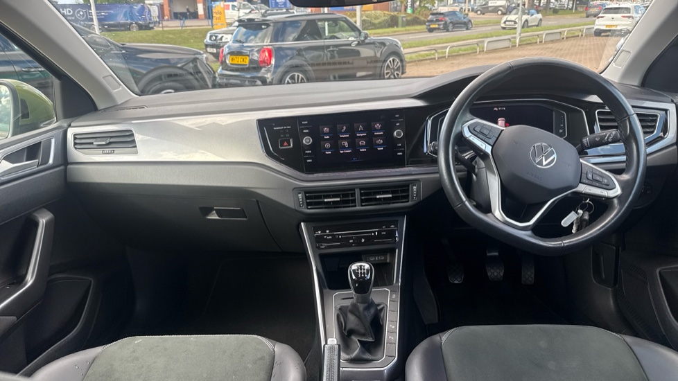 Volkswagen Taigo 1.0 TSI 110 Style 5dr Petrol Hatchback - Image 9