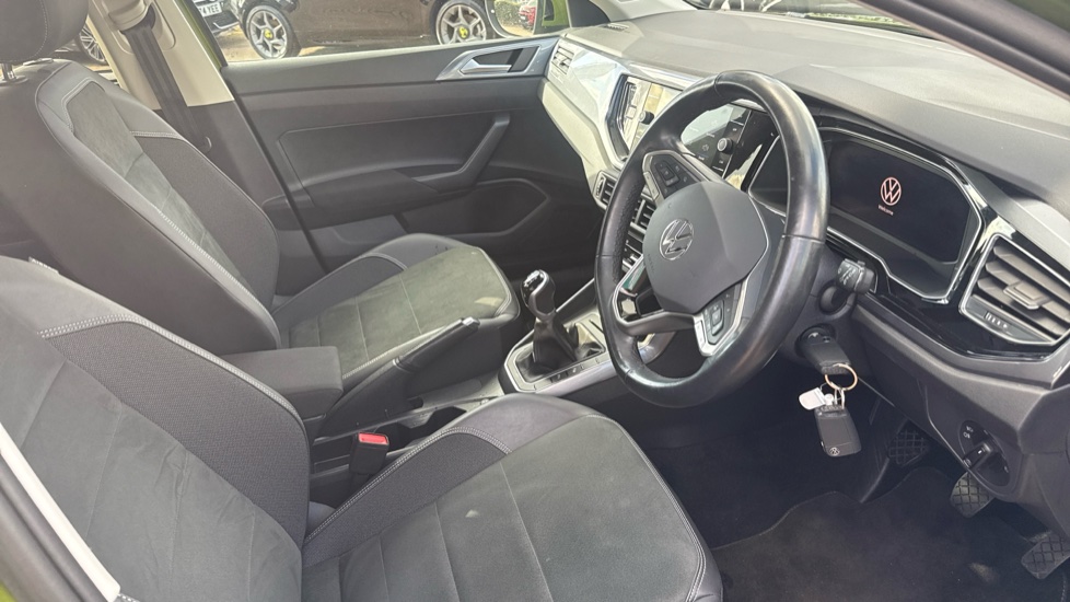 Volkswagen Taigo 1.0 TSI 110 Style 5dr Petrol Hatchback - Image 15
