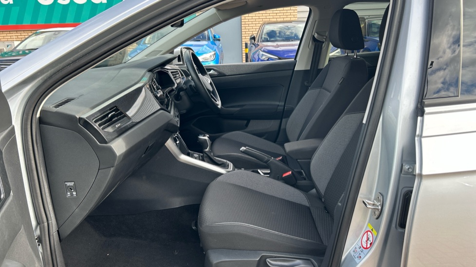 Volkswagen Taigo 1.0 TSI 115 Match 5dr DSG Petrol Hatchback - Image 34