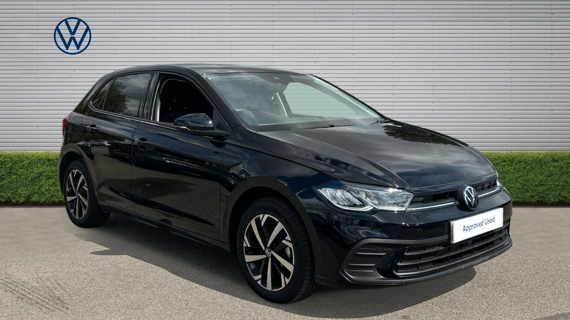 Volkswagen Polo listing photo