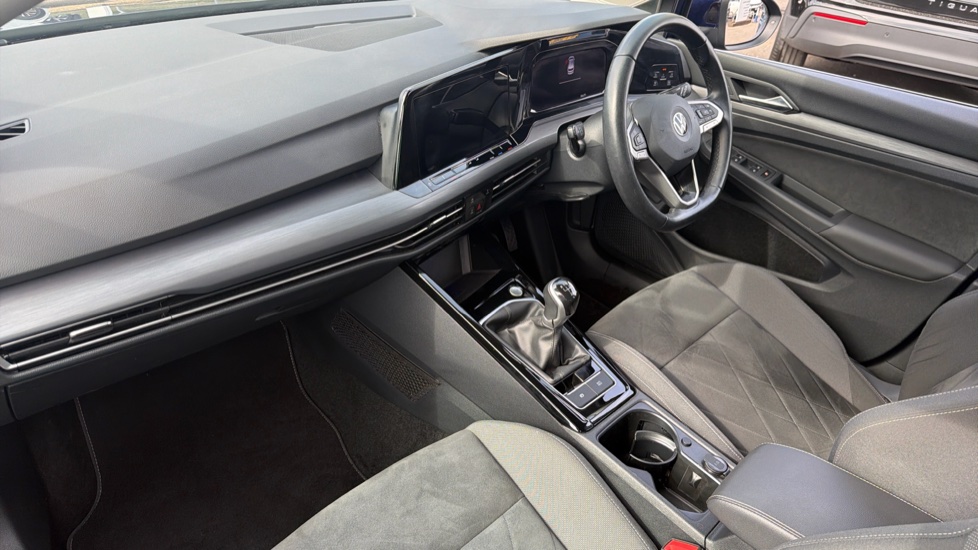 Volkswagen Golf 1.5 TSI Style 5dr Petrol Hatchback - Image 2