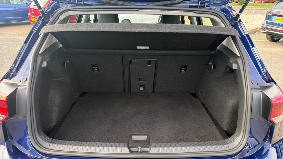 Volkswagen Golf 1.5 TSI Style 5dr Petrol Hatchback - Image 20