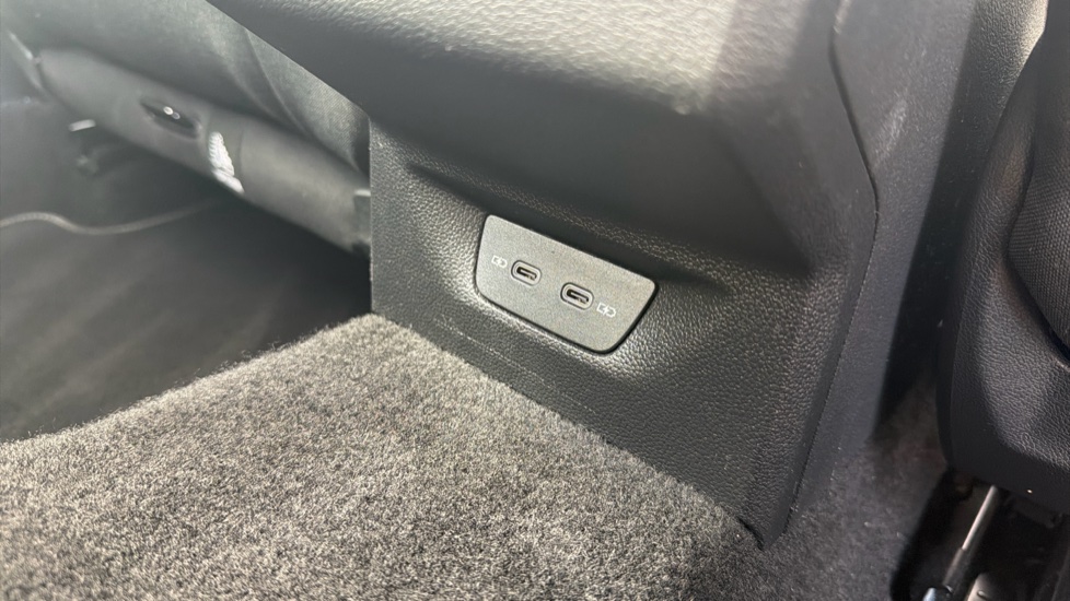 Volkswagen Golf 1.5 TSI Style 5dr Petrol Hatchback - Image 32