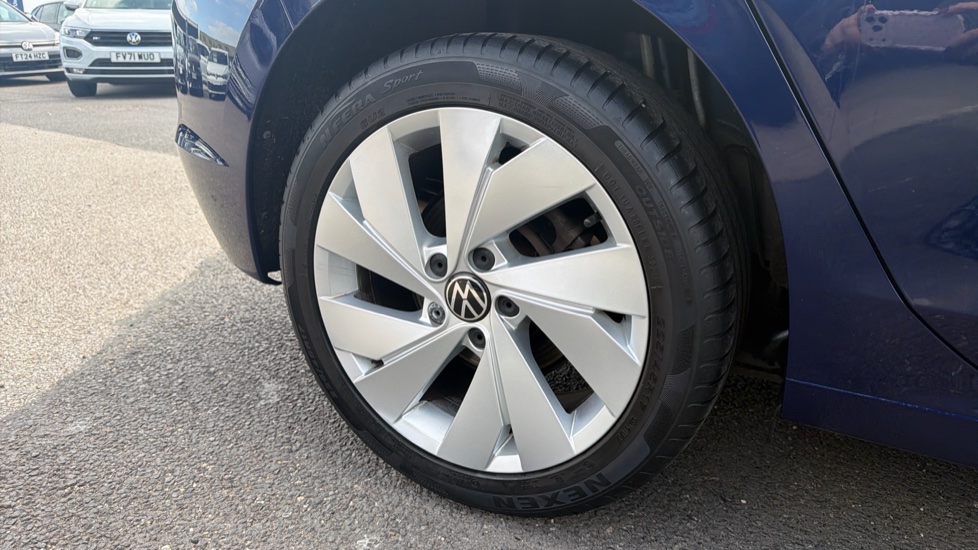Volkswagen Golf 1.5 TSI Style 5dr Petrol Hatchback - Image 36