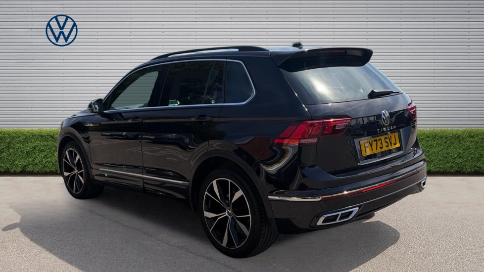 Volkswagen Tiguan 2.0 TDI R-Line 5dr DSG Diesel Estate - Image 3