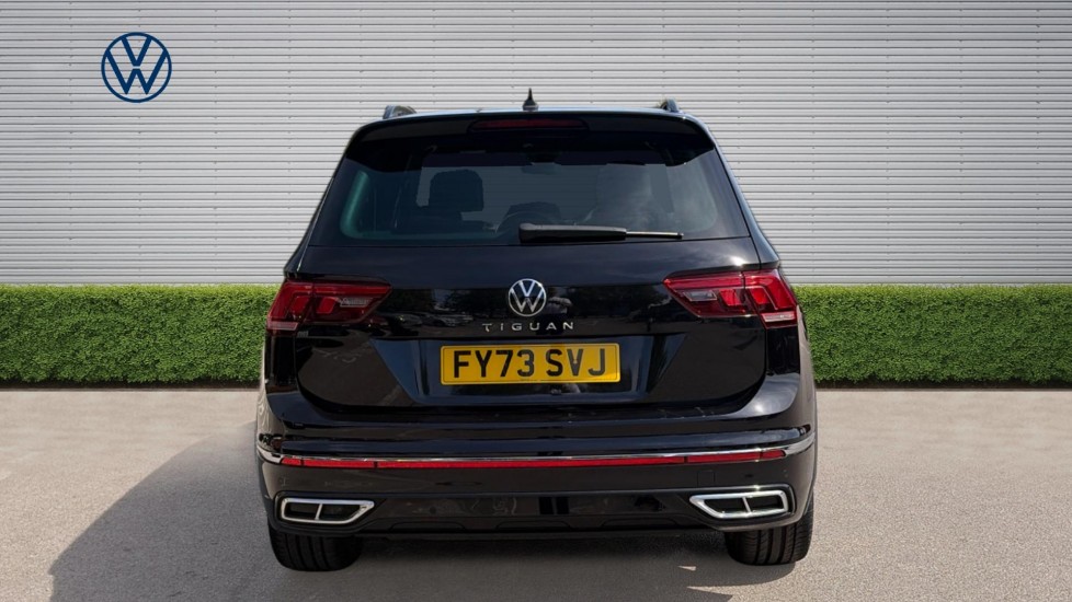 Volkswagen Tiguan 2.0 TDI R-Line 5dr DSG Diesel Estate - Image 8