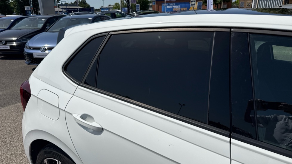 Volkswagen Polo 1.0 TSI R-Line 5dr Petrol Hatchback - Image 33