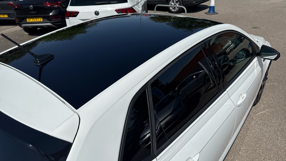 Volkswagen Polo 1.0 TSI R-Line 5dr Petrol Hatchback - Image 36