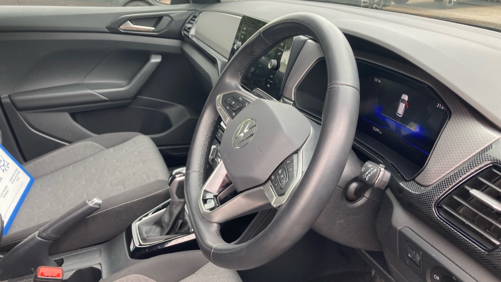 Volkswagen T-Cross 1.0 TSI 115 Match 5dr DSG Petrol Estate - Image 15