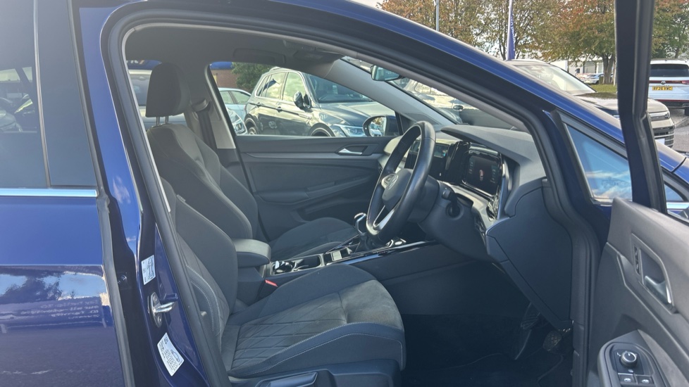 Volkswagen Golf 1.5 TSI 150 Style Edition 5dr Petrol Hatchback - Image 15