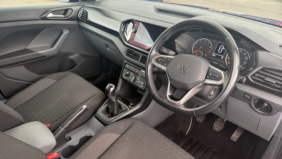 Volkswagen T-Cross 1.0 TSI 110 SE 5dr Petrol Estate - Image 6