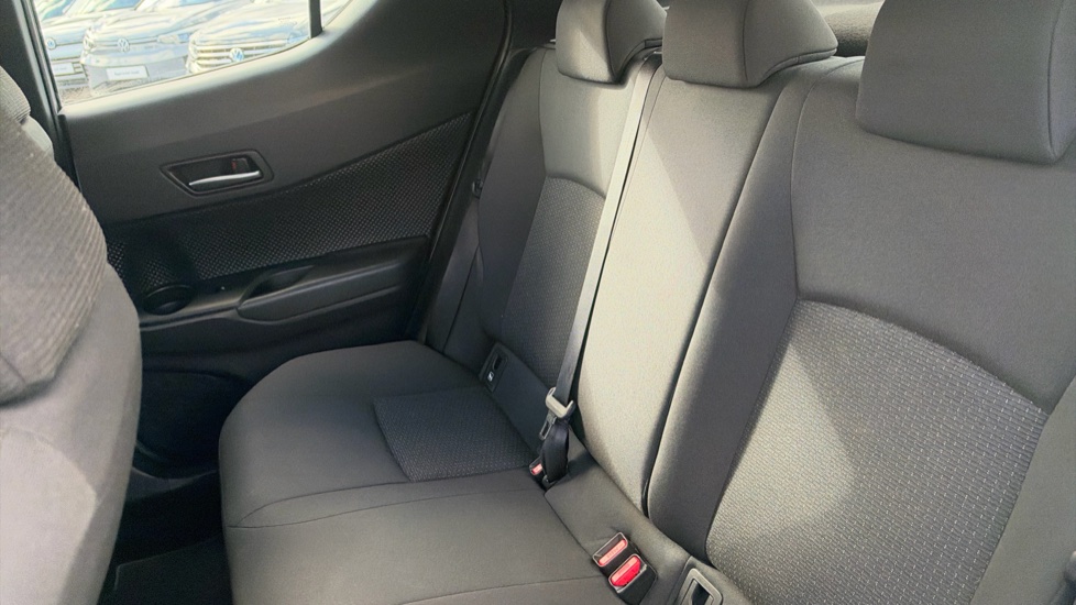 Toyota C-HR 1.8 Hybrid Icon 5dr CVT Hybrid Hatchback - Image 16