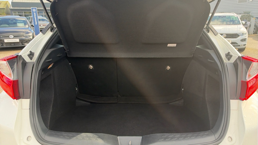 Toyota C-HR 1.8 Hybrid Icon 5dr CVT Hybrid Hatchback - Image 20
