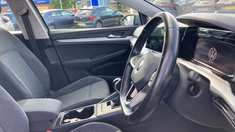 Volkswagen Golf 1.0 TSI Life 5dr Petrol Hatchback - Image 15