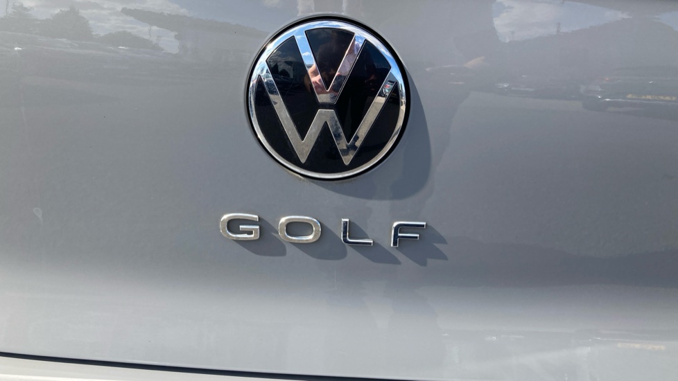 Volkswagen Golf 1.0 TSI Life 5dr Petrol Hatchback - Image 43