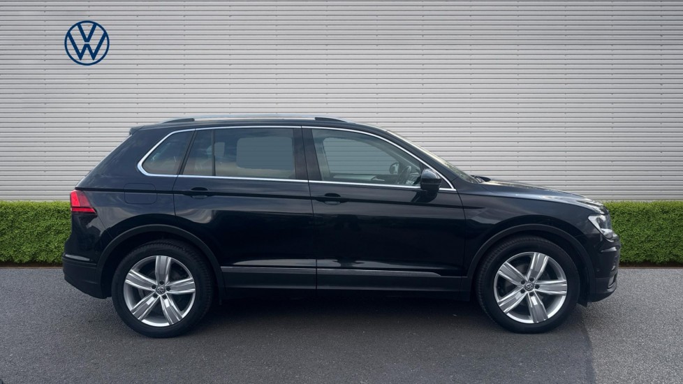 Volkswagen Tiguan 2.0 TDi 150 Match 5dr Diesel Estate - Image 4