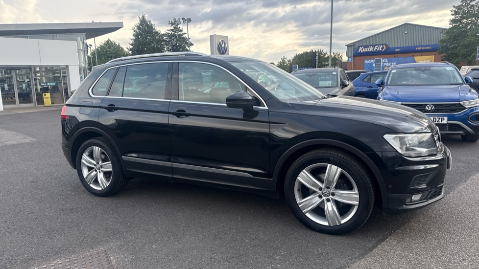 Volkswagen Tiguan 2.0 TDi 150 Match 5dr Diesel Estate - Image 24