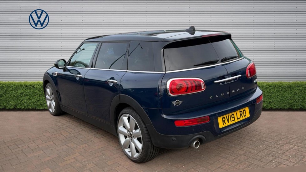 MINI Clubman 1.5 Cooper Exclusive 6dr Auto Petrol Estate - Image 3
