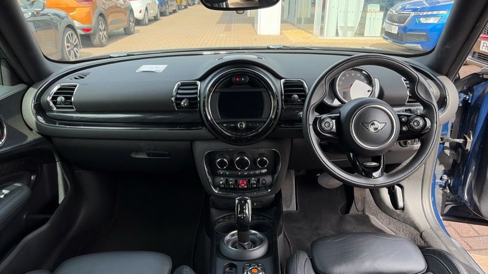 MINI Clubman 1.5 Cooper Exclusive 6dr Auto Petrol Estate - Image 9