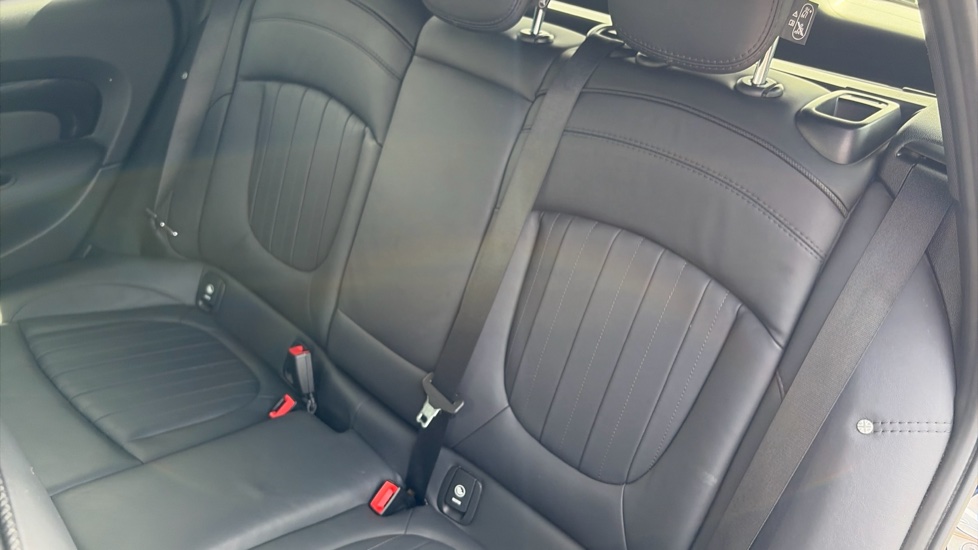 MINI Clubman 1.5 Cooper Exclusive 6dr Auto Petrol Estate - Image 16