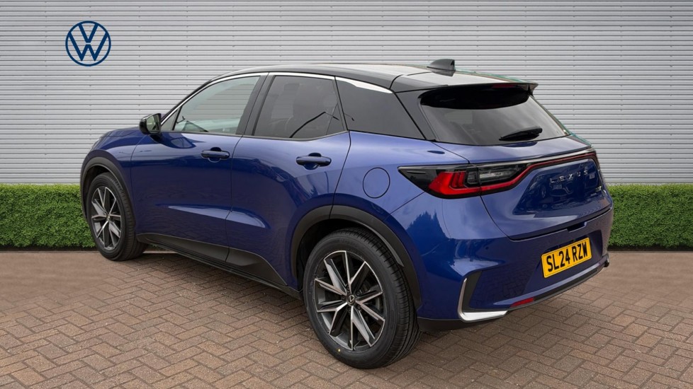 Lexus LBX 1.5 Takumi 5dr E-CVT AWD Hybrid Hatchback - Image 3
