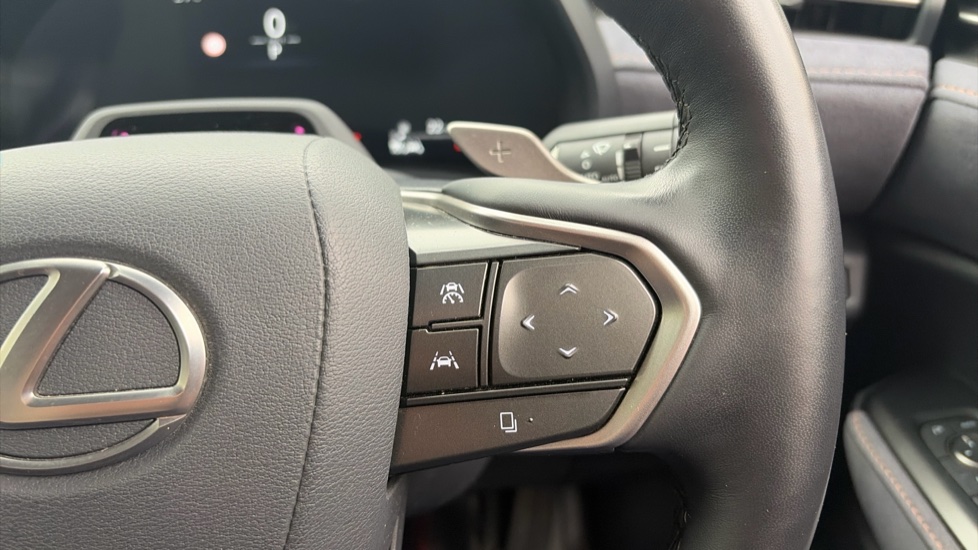 Lexus LBX 1.5 Takumi 5dr E-CVT AWD Hybrid Hatchback - Image 18