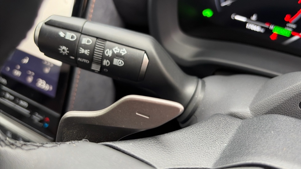 Lexus LBX 1.5 Takumi 5dr E-CVT AWD Hybrid Hatchback - Image 33