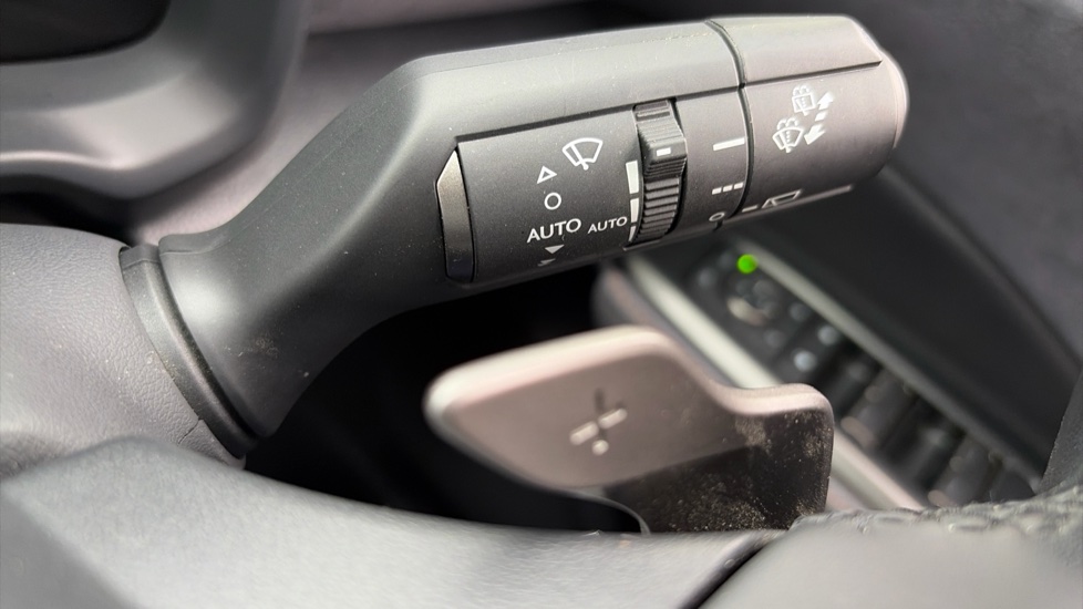 Lexus LBX 1.5 Takumi 5dr E-CVT AWD Hybrid Hatchback - Image 34