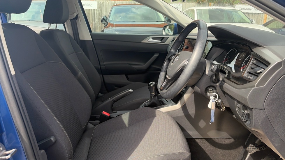 Volkswagen Polo 1.0 TSI 95 SE 5dr Petrol Hatchback - Image 15