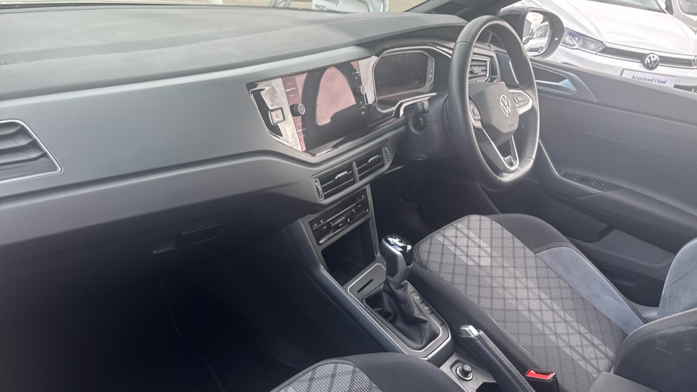 Volkswagen Taigo 1.5 TSI 150 R-Line 5dr DSG Petrol Hatchback - Image 2