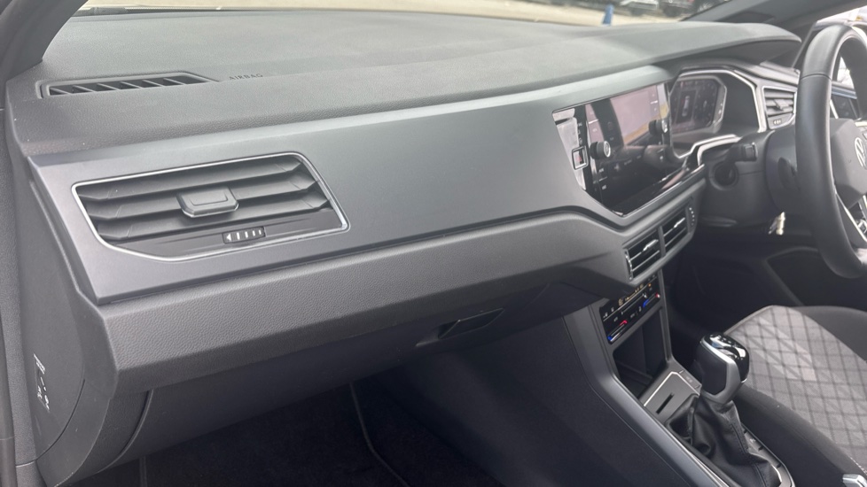 Volkswagen Taigo 1.5 TSI 150 R-Line 5dr DSG Petrol Hatchback - Image 30