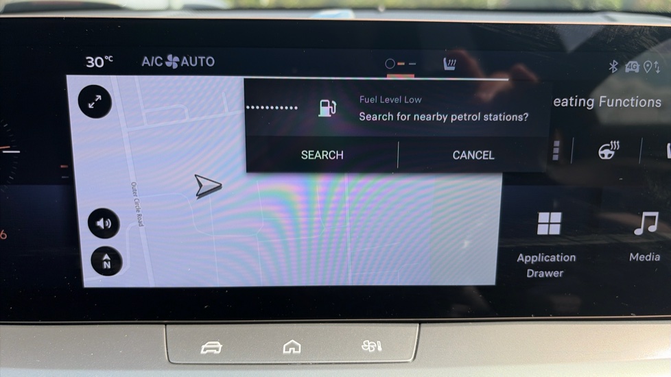 Vauxhall Grandland 1.2 Hybrid [136] GS 5dr e-DCT6 Petrol Hatchback - Image 21